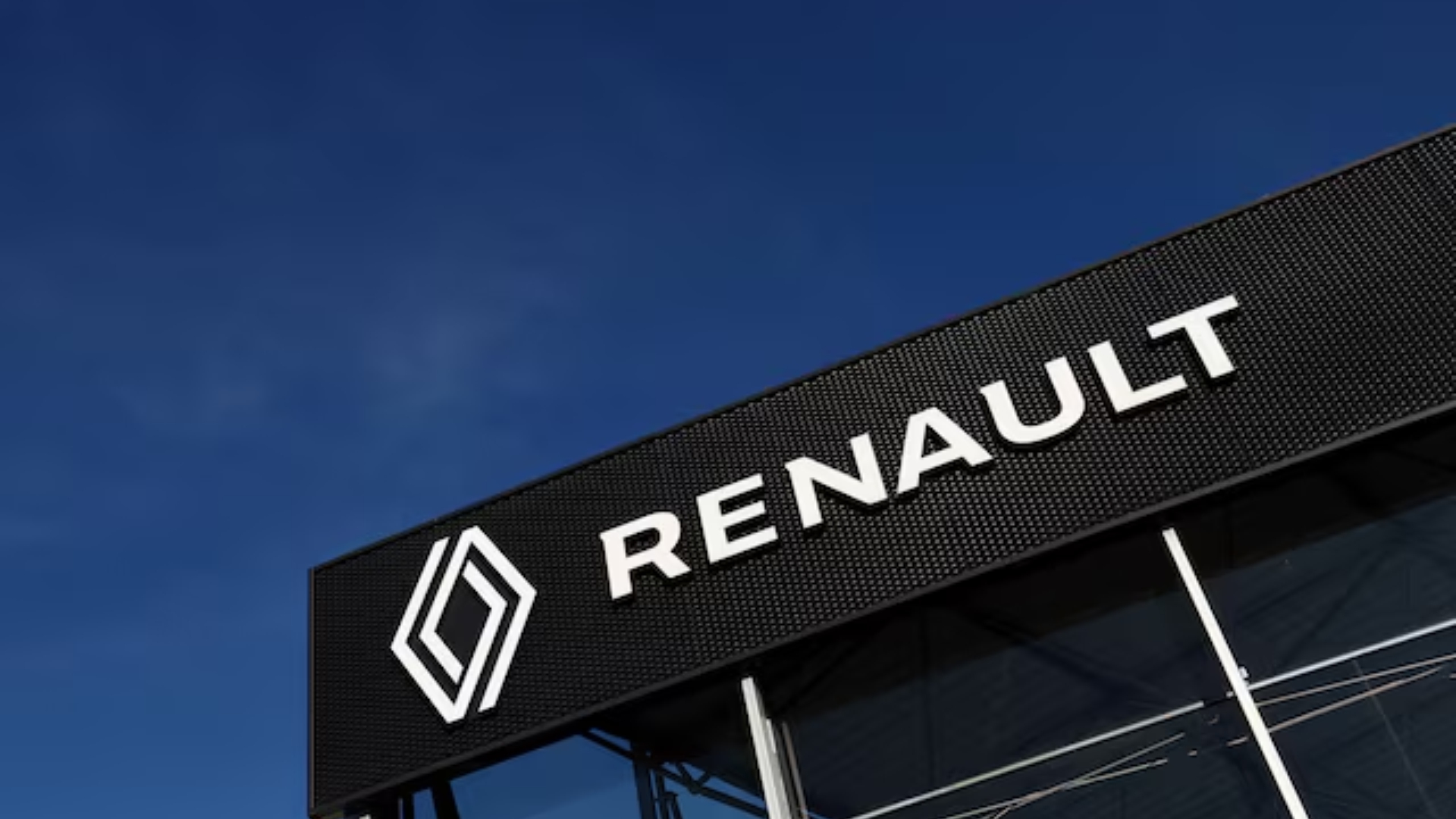 Renault CEO says sector could face billions in fines as EV sales slow | World Auto Forum